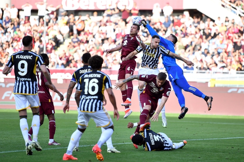Torino vs Juventus - 3 điểm nghẹt thở dành cho Lão Bà