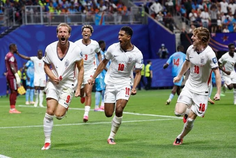Mexico vs Anh - Khi những siêu sao lên tiếng