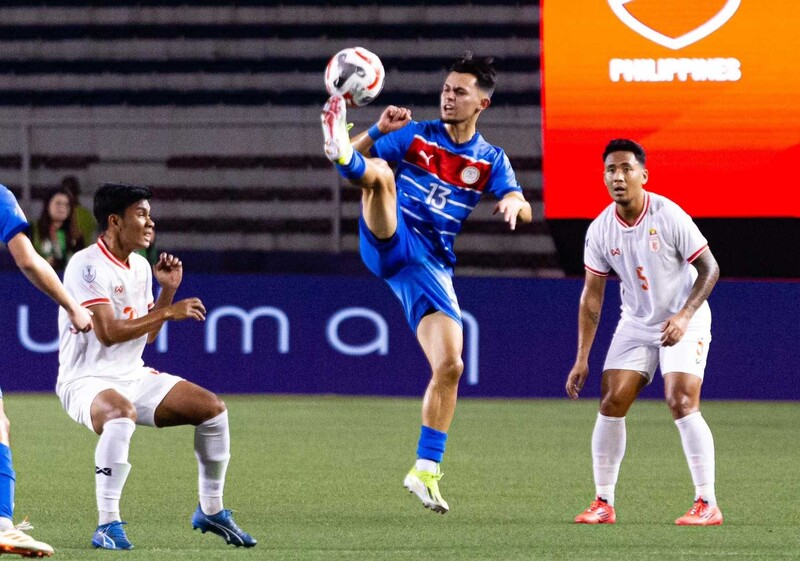 Myanmar vs Lào - Tận dụng thời cơ